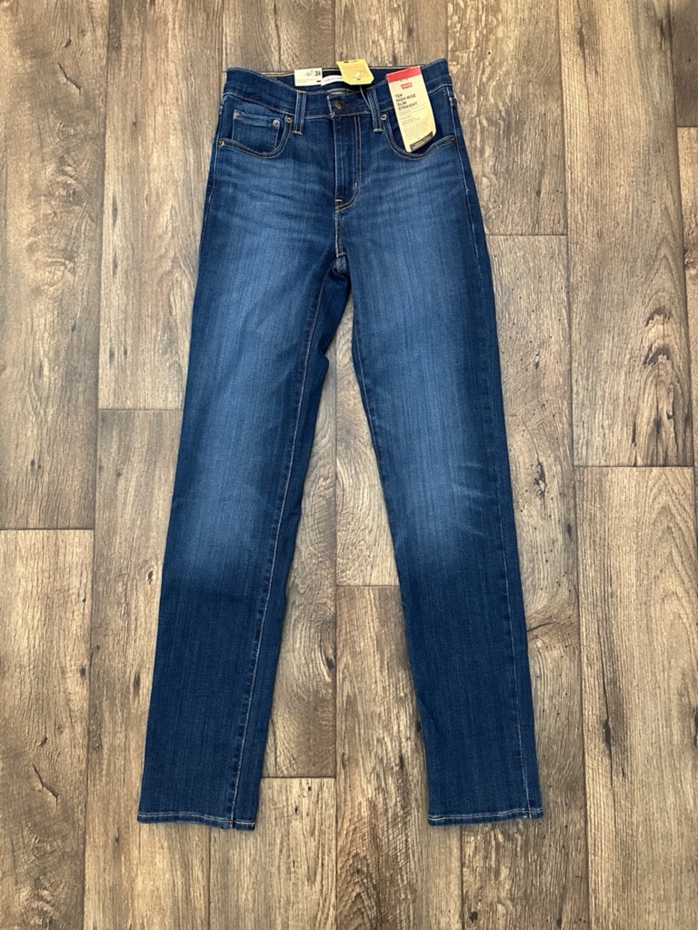 Levis 724 High Rise Slim Straight Denim Jeans Women’s Size 25 Dark Blue